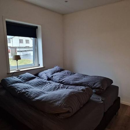 Appartamento New Flat With Hot Tub - No3 Oyndarfjordur Esterno foto