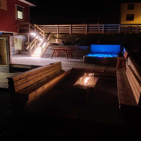 Appartamento New Flat With Hot Tub - No3 Oyndarfjordur Esterno foto